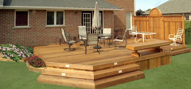 Cedar Composite Decking in Pomona, CA